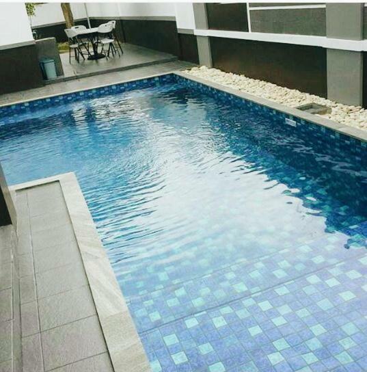 Villa Kaca Tanjung Lesung Extérieur photo